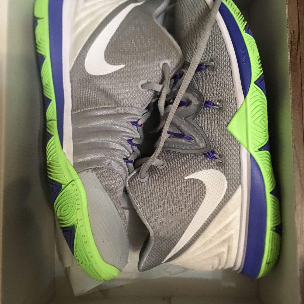 KYRIE 5